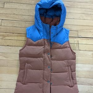 Patagonia women's insulated bivy hooded vest